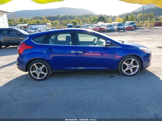 2013 Ford Focus Titanium მანქანა იყიდება აუქციონზე, vin: 1FADP3N24DL230398, აუქციონის ნომერი: 46293368