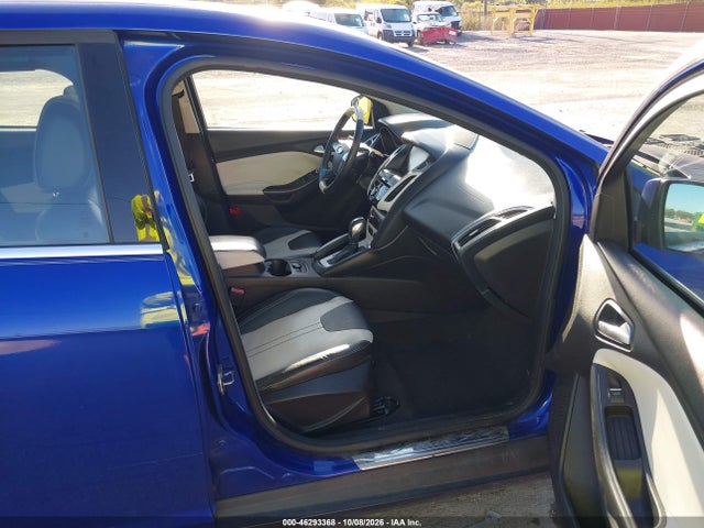 2013 Ford Focus Titanium მანქანა იყიდება აუქციონზე, vin: 1FADP3N24DL230398, აუქციონის ნომერი: 46293368