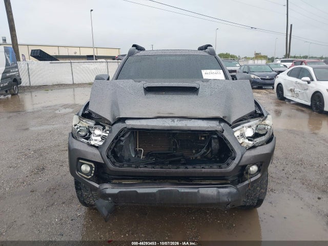 46293453 :رقم المزاد ، 5TFAZ5CN9HX023939 vin ، 2017 Toyota Tacoma Trd Sport مزاد بيع