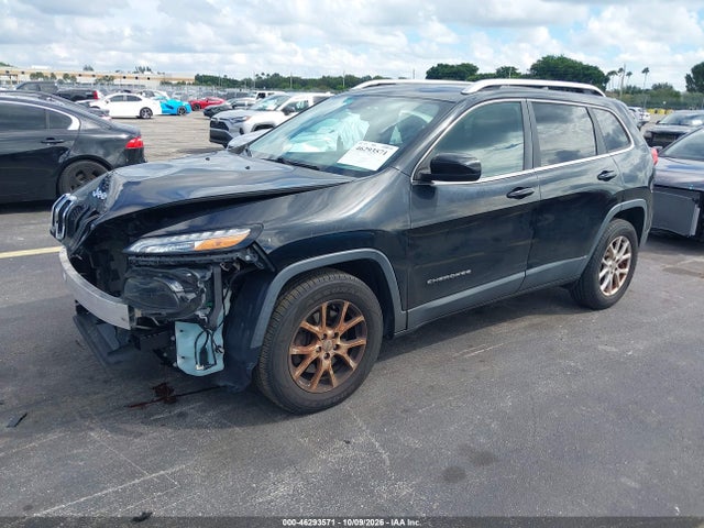 Продаж на аукціоні авто 2017 Jeep Cherokee Latitude 4x4, vin: 1C4PJMCS5HW575803, номер лоту: 46293571