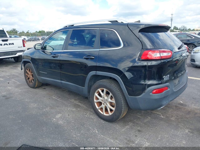 Продаж на аукціоні авто 2017 Jeep Cherokee Latitude 4x4, vin: 1C4PJMCS5HW575803, номер лоту: 46293571