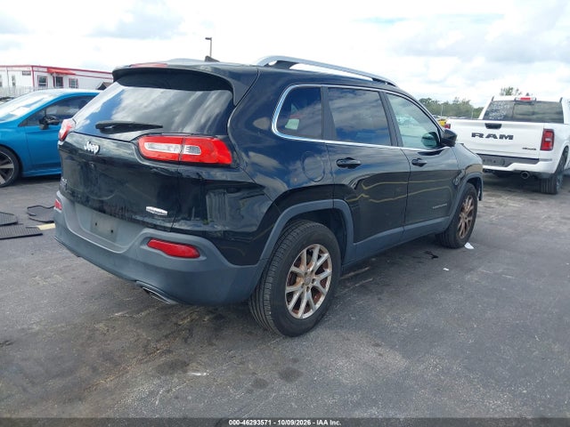 Продаж на аукціоні авто 2017 Jeep Cherokee Latitude 4x4, vin: 1C4PJMCS5HW575803, номер лоту: 46293571