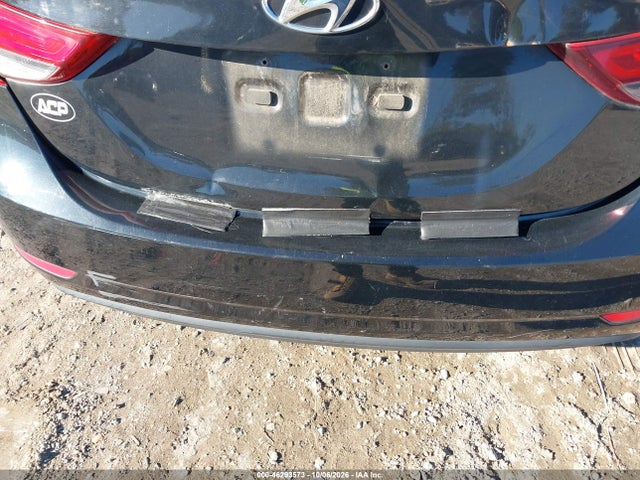 Продажа на аукционе авто 2016 Hyundai Elantra Se, vin: 5NPDH4AE8GH701197, номер лота: 46293573