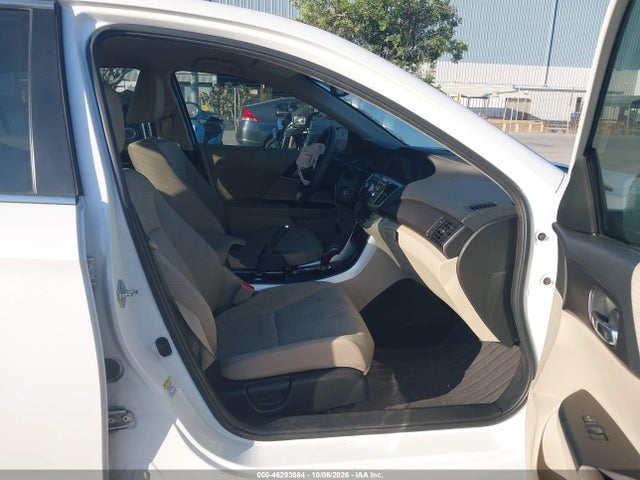 Продаж на аукціоні авто 2015 Honda Accord Lx, vin: 1HGCR2F36FA261282, номер лоту: 46293664
