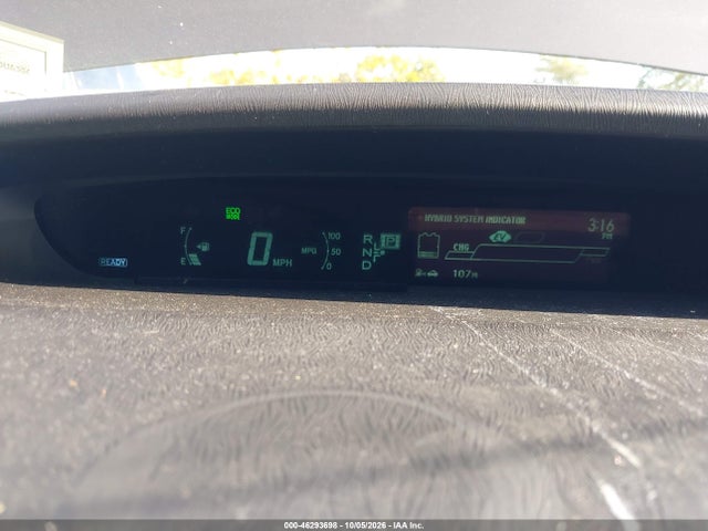 2015 Toyota Prius Two მანქანა იყიდება აუქციონზე, vin: JTDKN3DU9F0438808, აუქციონის ნომერი: 46293698