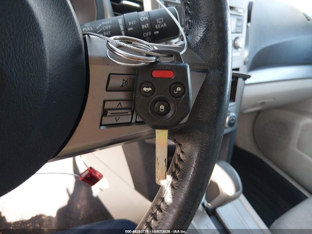 2011 Subaru Outback 2.5i Premium მანქანა იყიდება აუქციონზე, vin: 4S4BRBCC4B3379016, აუქციონის ნომერი: 46293775