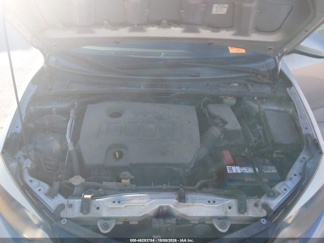 46293784 :رقم المزاد ، 5YFBURHE9GP565509 vin ، 2016 Toyota Corolla Le مزاد بيع