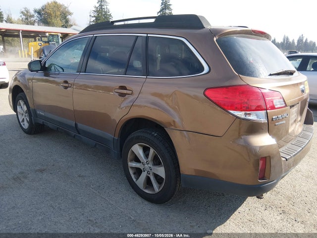 46293907 :رقم المزاد ، 4S4BRCGC9D3217028 vin ، 2013 Subaru Outback 2.5i Premium مزاد بيع