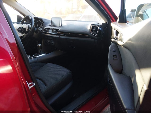 JM1BM1K78G1340157 Mazda Mazda3 I Sport