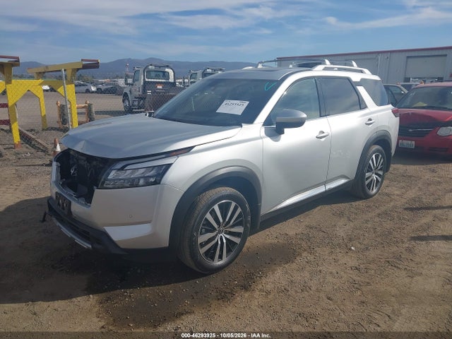 5N1DR3DJ2SC300681 Nissan Pathfinder Platinum 4wd