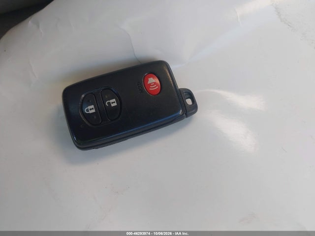 46293974 :رقم المزاد ، JTDZN3EU7D3230628 vin ، 2013 Toyota Prius V Three مزاد بيع