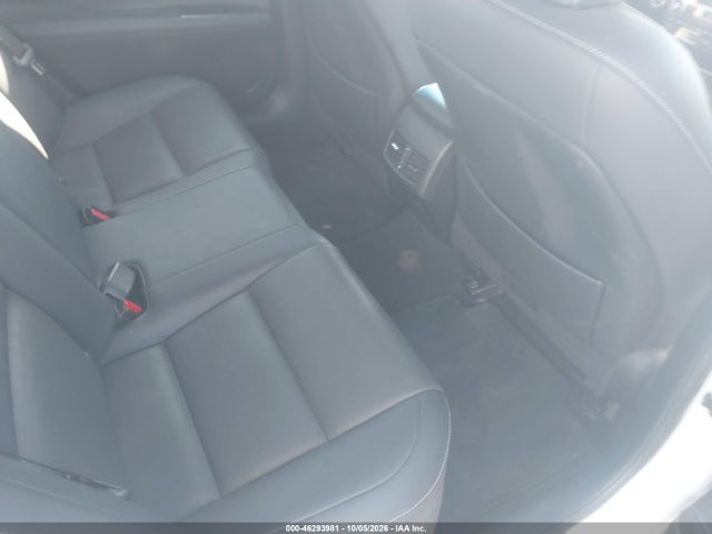 JTHBW1GG4G2104245 Lexus ES 300H
