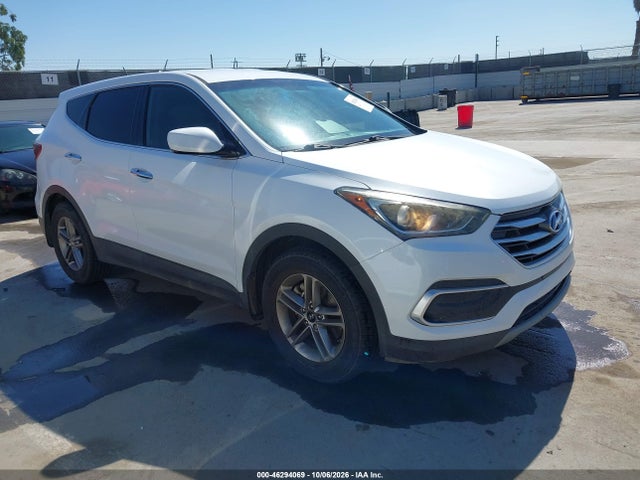 Продаж на аукціоні авто 2018 Hyundai Santa Fe Sport 2.4l, vin: 5NMZTDLB2JH088358, номер лоту: 46294069