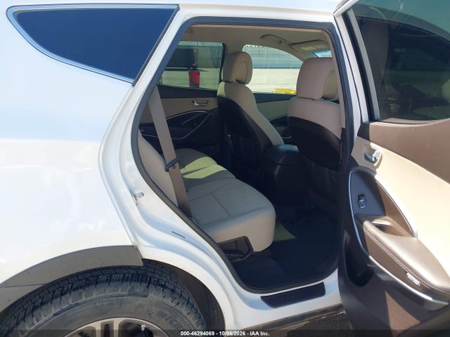 Продажа на аукционе авто 2018 Hyundai Santa Fe Sport 2.4l, vin: 5NMZTDLB2JH088358, номер лота: 46294069