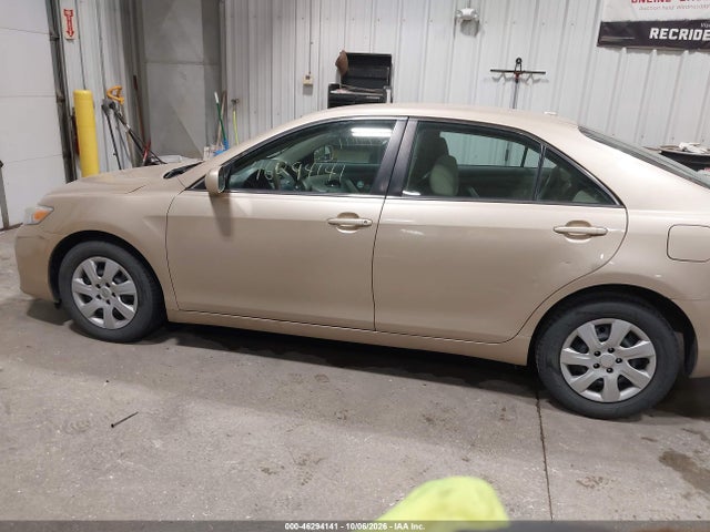 2010 Toyota Camry მანქანა იყიდება აუქციონზე, vin: 4T1BF3EK1AU111567, აუქციონის ნომერი: 46294141