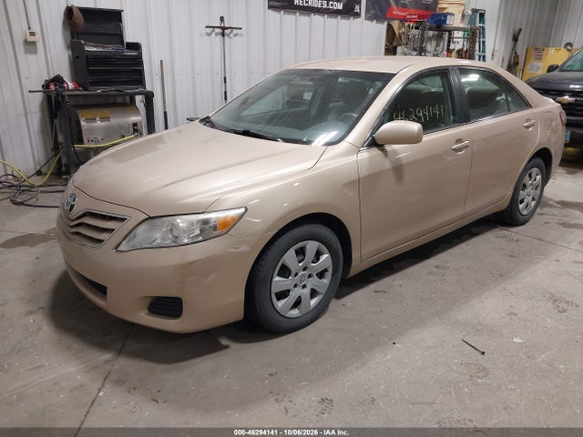 2010 Toyota Camry მანქანა იყიდება აუქციონზე, vin: 4T1BF3EK1AU111567, აუქციონის ნომერი: 46294141