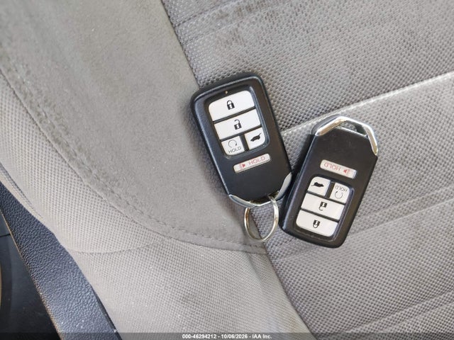 Продажа на аукционе авто 2017 Honda Cr-v Ex, vin: 2HKRW2H53HH659951, номер лота: 46294212