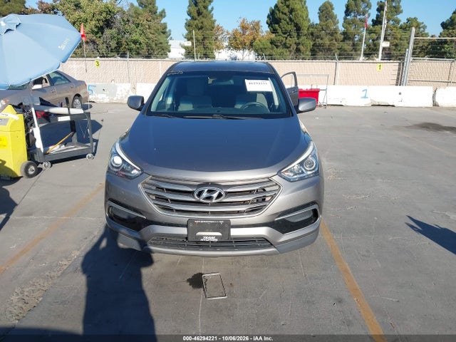 Продажа на аукционе авто 2017 Hyundai Santa Fe Sport 2.4l, vin: 5XYZTDLB3HG439105, номер лота: 46294221