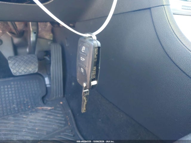 46294328 :رقم المزاد ، 1VWBN7A31DC103487 vin ، 2013 Volkswagen Passat 2.0l Tdi Se مزاد بيع