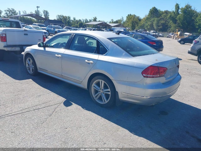 46294328 :رقم المزاد ، 1VWBN7A31DC103487 vin ، 2013 Volkswagen Passat 2.0l Tdi Se مزاد بيع
