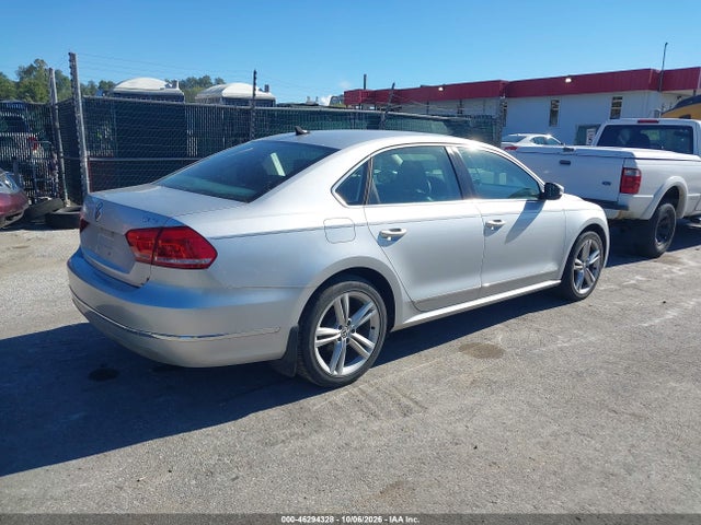 46294328 :رقم المزاد ، 1VWBN7A31DC103487 vin ، 2013 Volkswagen Passat 2.0l Tdi Se مزاد بيع