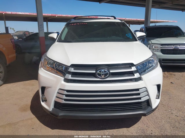 Toyota Highlander Limited 2018 5TDDZRFH0JS865185 Image 22