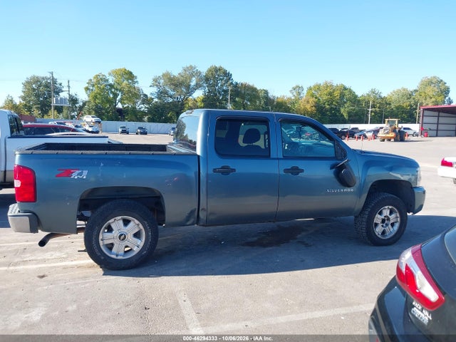 Продаж на аукціоні авто 2011 Chevrolet Silverado 1500 Lt, vin: 3GCPKSE3XBG172574, номер лоту: 46294333