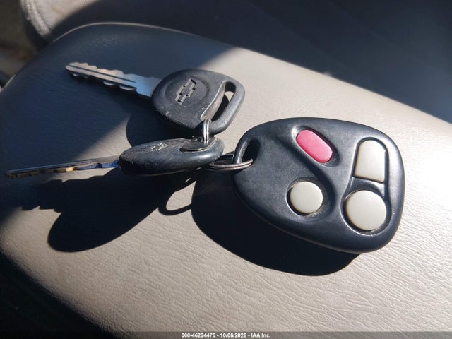 Продажа на аукционе авто 2001 Chevrolet Malibu, vin: 1G1ND52J616263727, номер лота: 46294476