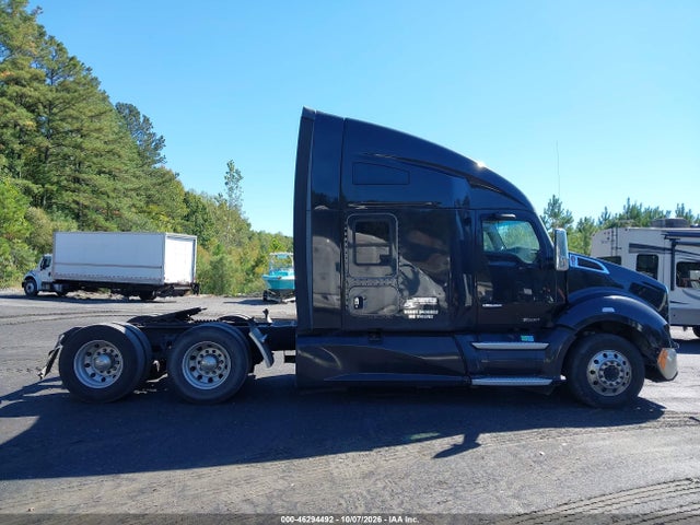 Продаж на аукціоні авто 2018 Kenworth T680, vin: 1XKYD49X4JJ194630, номер лоту: 46294492