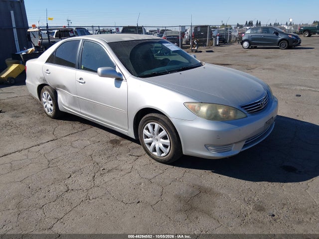 2006 Toyota Camry Le მანქანა იყიდება აუქციონზე, vin: 4T1BE30K76U161486, აუქციონის ნომერი: 46294552