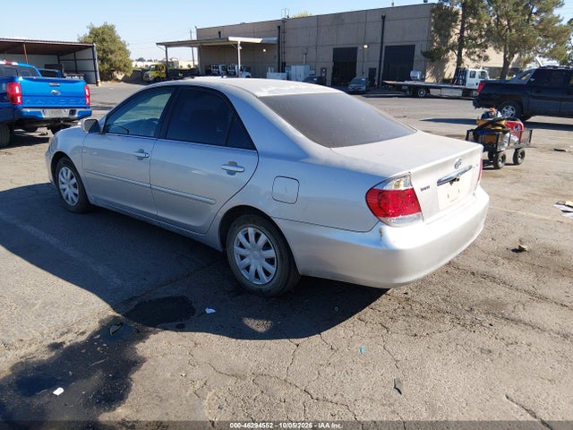 2006 Toyota Camry Le მანქანა იყიდება აუქციონზე, vin: 4T1BE30K76U161486, აუქციონის ნომერი: 46294552