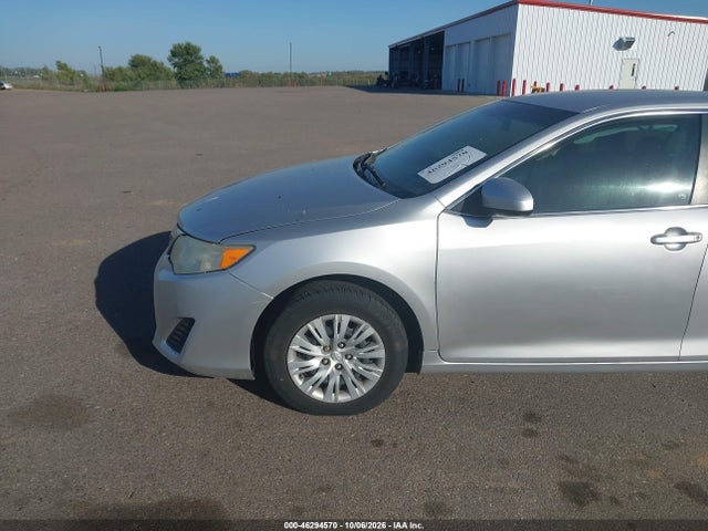 46294570 :رقم المزاد ، 4T1BF1FK5EU857562 vin ، 2014 Toyota Camry L مزاد بيع