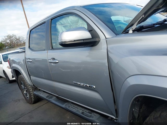 3TMAZ5CN7HM039000 Toyota Tacoma Trd Sport