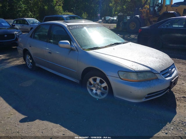 2001 Honda Accord 2.3 Ex მანქანა იყიდება აუქციონზე, vin: 1HGCG66881A017232, აუქციონის ნომერი: 46294597
