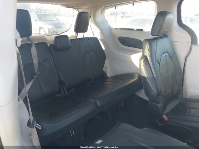 Продаж на аукціоні авто 2018 Chrysler Pacifica Touring L, vin: 2C4RC1BG5JR166827, номер лоту: 46294651