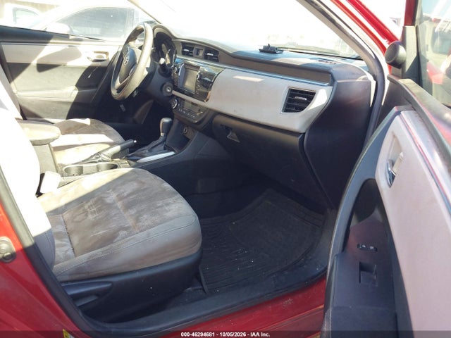 46294681 :رقم المزاد ، 5YFBURHE3FP282702 vin ، 2015 Toyota Corolla Le مزاد بيع