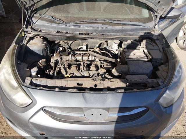 2013 Hyundai Accent Gs მანქანა იყიდება აუქციონზე, vin: KMHCT5AE8DU086082, აუქციონის ნომერი: 46294688