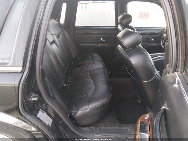 46294696 :رقم المزاد ، 1LNLM81W9TY670389 vin ، 1996 Lincoln Town Car Executive مزاد بيع