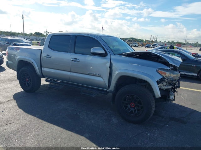 Aukcja sprzedaży 2017 Toyota Tacoma Trd Sport, vin: 5TFCZ5AN0HX093843, numer aukcji: 46294786