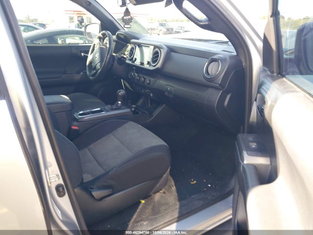 46294786 :رقم المزاد ، 5TFCZ5AN0HX093843 vin ، 2017 Toyota Tacoma Trd Sport مزاد بيع