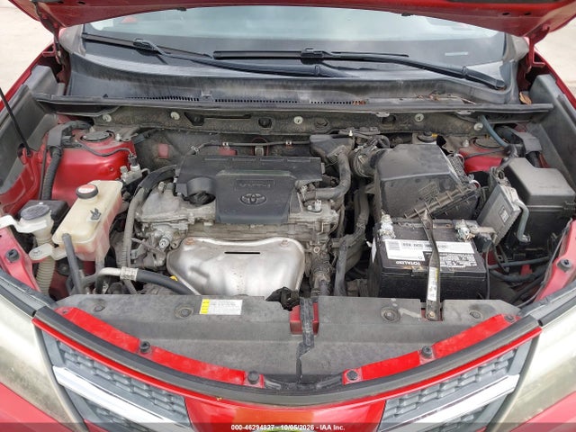 Toyota RAV4 LE 2015 JTMZFREV1FJ055557 Image 9