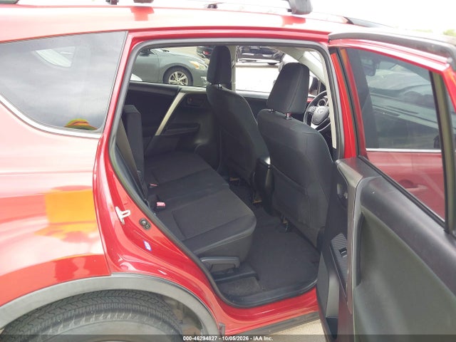 Toyota RAV4 LE 2015 JTMZFREV1FJ055557 Image 7