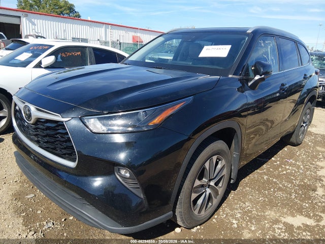 46294855 :رقم المزاد ، 5TDHZRBH2NS162751 vin ، 2022 Toyota Highlander Xle مزاد بيع
