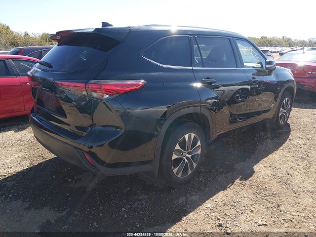 46294855 :رقم المزاد ، 5TDHZRBH2NS162751 vin ، 2022 Toyota Highlander Xle مزاد بيع