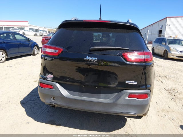 46294897 :رقم المزاد ، 1C4PJLCB2JD519085 vin ، 2018 Jeep Cherokee Latitude Fwd مزاد بيع
