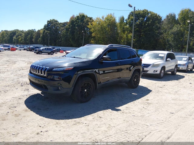 46294897 :رقم المزاد ، 1C4PJLCB2JD519085 vin ، 2018 Jeep Cherokee Latitude Fwd مزاد بيع