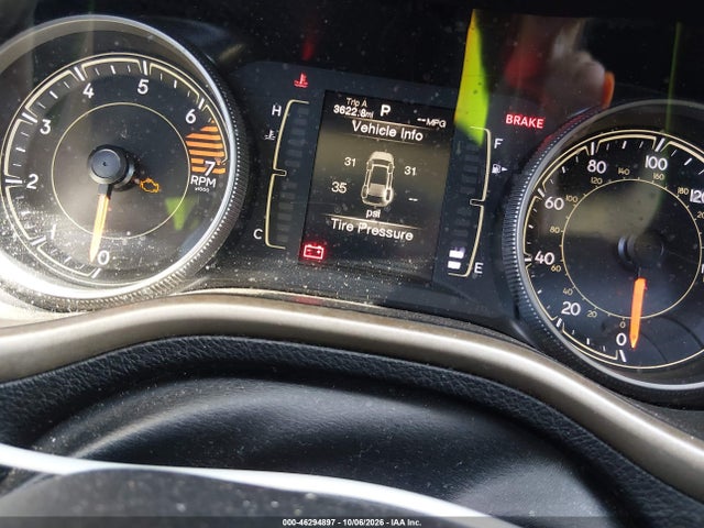 46294897 :رقم المزاد ، 1C4PJLCB2JD519085 vin ، 2018 Jeep Cherokee Latitude Fwd مزاد بيع