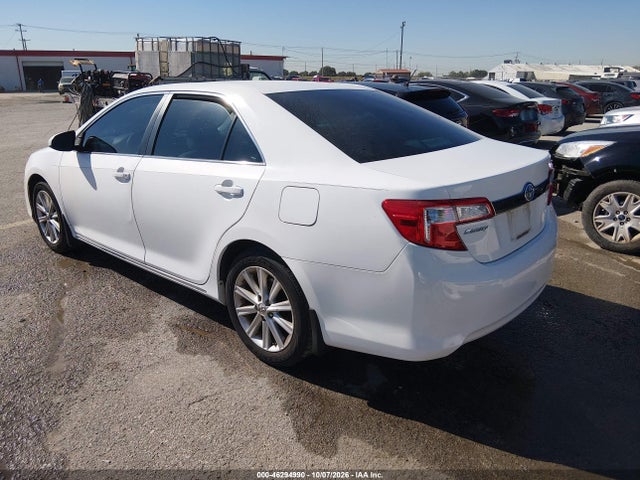 46294990 :رقم المزاد ، 4T4BF1FK8DR302092 vin ، 2013 Toyota Camry Xle مزاد بيع