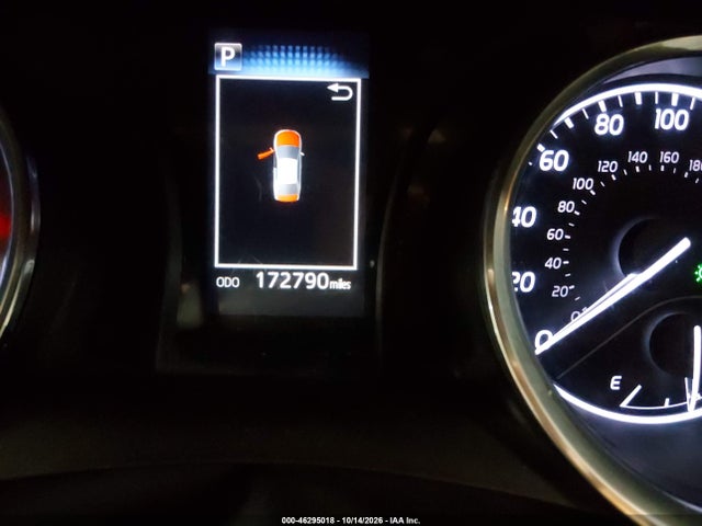 46295018 :رقم المزاد ، 4T1B11HK8JU607402 vin ، 2018 Toyota Camry Le مزاد بيع