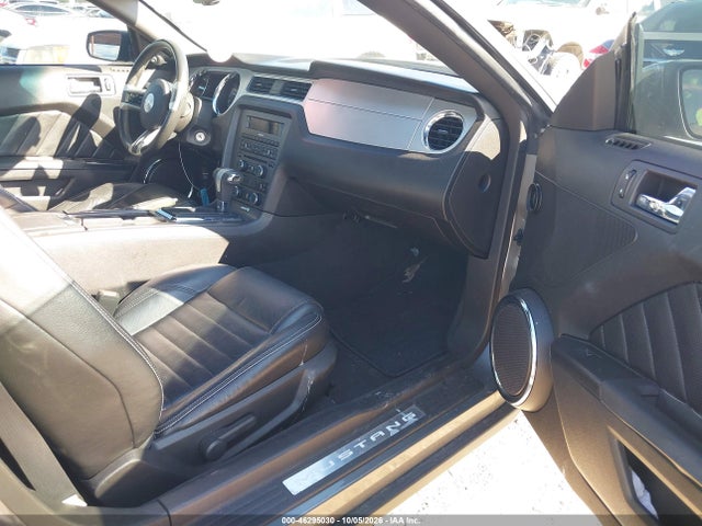 2010 Ford Mustang V6/v6 Premium მანქანა იყიდება აუქციონზე, vin: 1ZVBP8AN1A5150312, აუქციონის ნომერი: 46295030